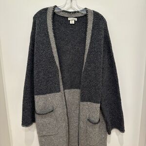 Artisan Ny Charcoal and Light Gray Open Front Two-Tone Cardigan